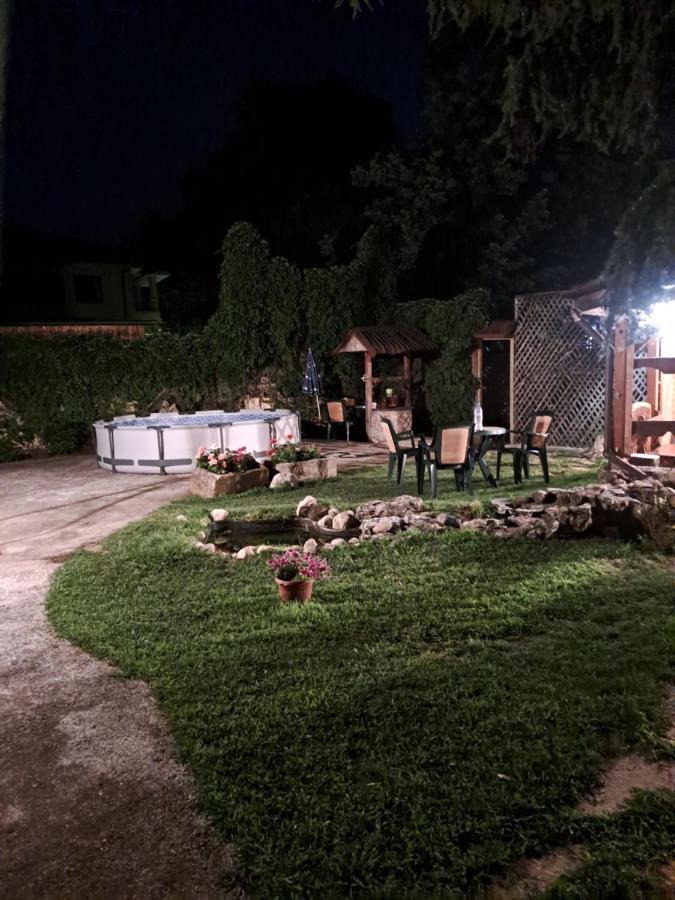 Къща За Гости -Хт Svilengrad Extérieur photo